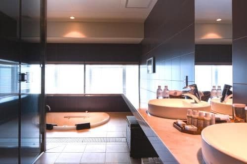 Executive Floor Suite King with Balcony