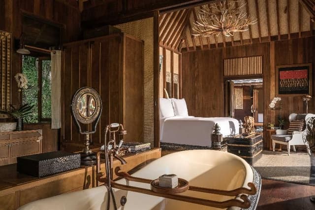 LODGE CAPACITY 2