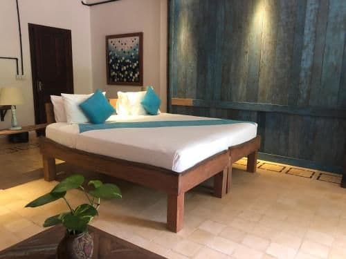 Deluxe King Suite