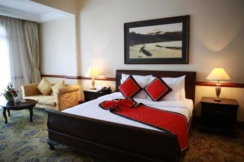 Deluxe Suite