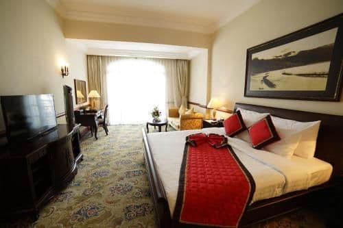 Deluxe Suite