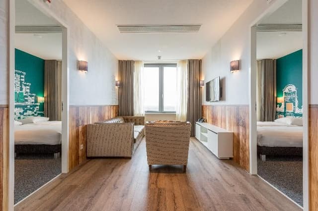 APARTMENT TWO BEDROOMS TWO BATHROOMS