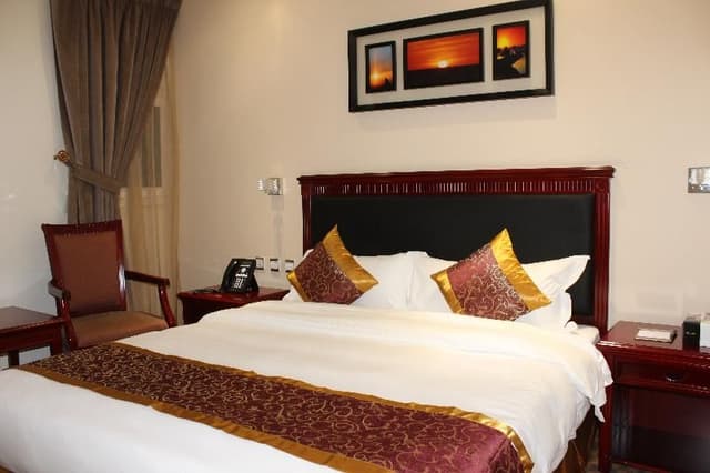 JUNIOR SUITE CITY VIEW