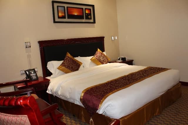 JUNIOR SUITE CITY VIEW
