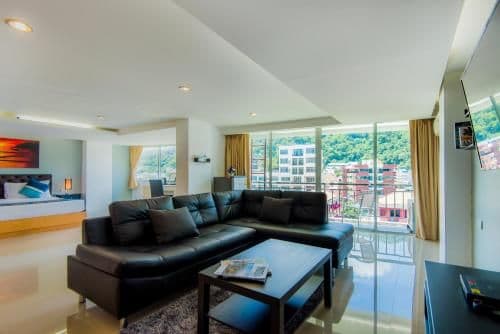 Deluxe Suite