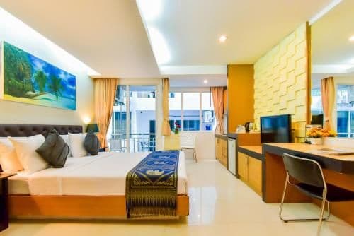 Deluxe Room with Kitchen