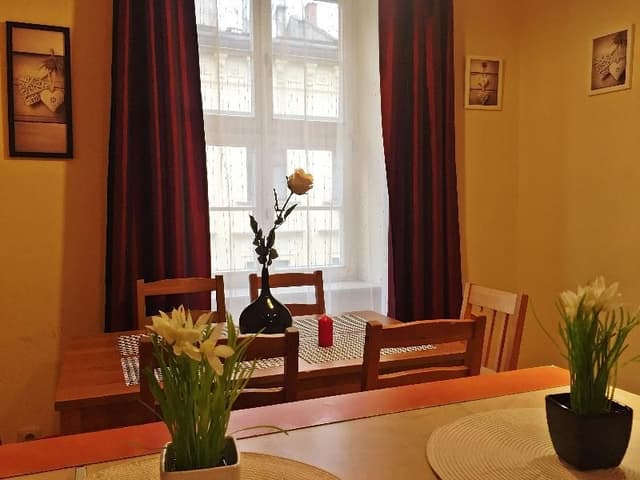 APARTMENT CAPACITY 6 TWO BEDROOMS