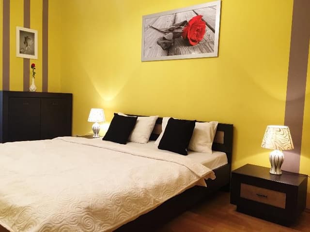 APARTMENT CAPACITY 5 TWO BEDROOMS