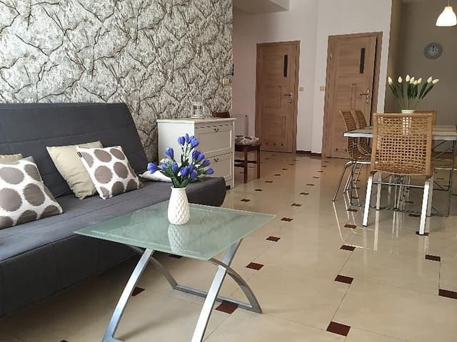 APARTMENT CAPACITY 5 TWO BEDROOMS
