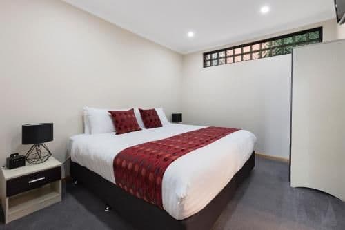 One-Bedroom Apartment with Spa Bath