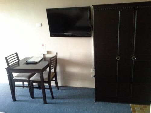 Budget Queen Room