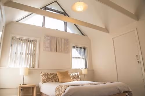 Three-Bedroom Cottage - Free Standing