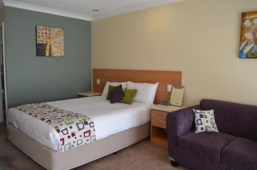 Standard Queen Room