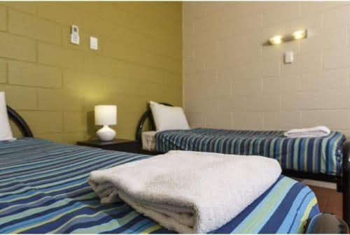 Budget Lodge Room - Shared Bath