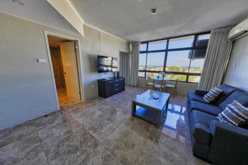 Deluxe One Bedroom Apartment