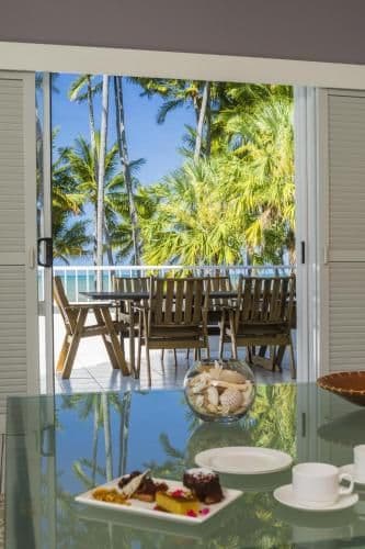 Three-Bedroom Apartment - Beach Front