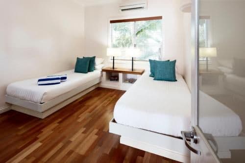 Three-Bedroom Apartment - Beach Front