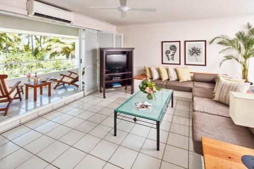 Three-Bedroom Apartment - Beach Front