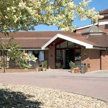 Holiday Inn London Gatwick - W