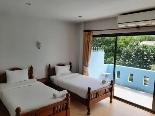 Twin Room with Balcony