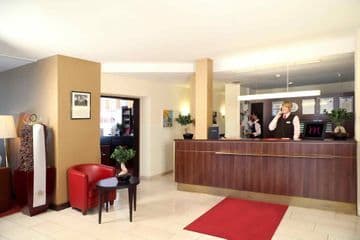 MERCURE HOTEL MUENCHEN AM OLYM MERCURE HOTEL MUENCHEN AM OLYM