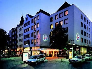 CITY CLASS RESIDENCE AM DOM