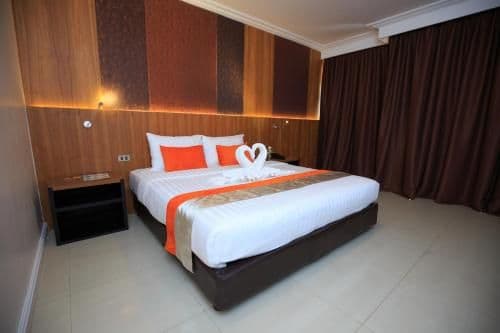 Deluxe Double or Twin Room with Balcony