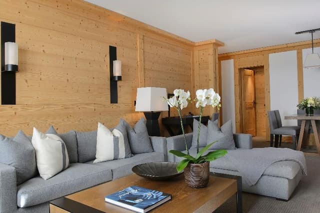SUITE EXECUTIVE