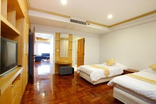 Family Three-Bedroom Suite