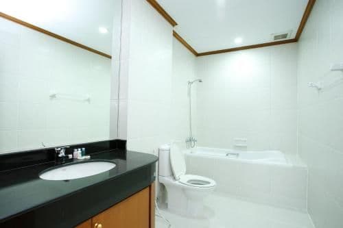Family Three-Bedroom Suite