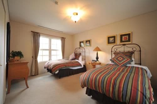 Two-Bedroom Cottage - 3