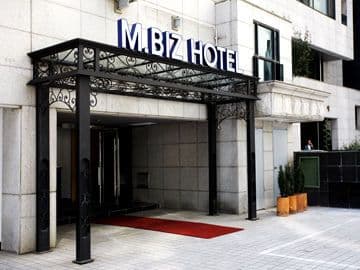 M. BIZ