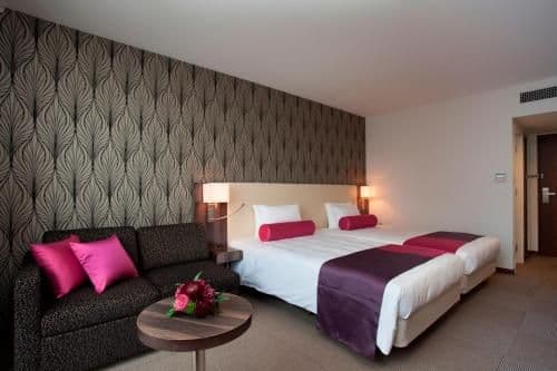 Superior Twin Room with Sofa Bed- Non-Smoking