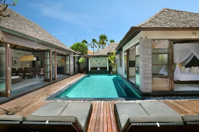 VILLA THREE BEDROOMS