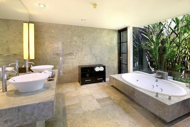 VILLA THREE BEDROOMS