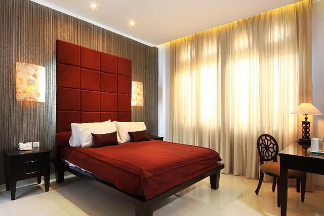 SUITE TWO BEDROOMS