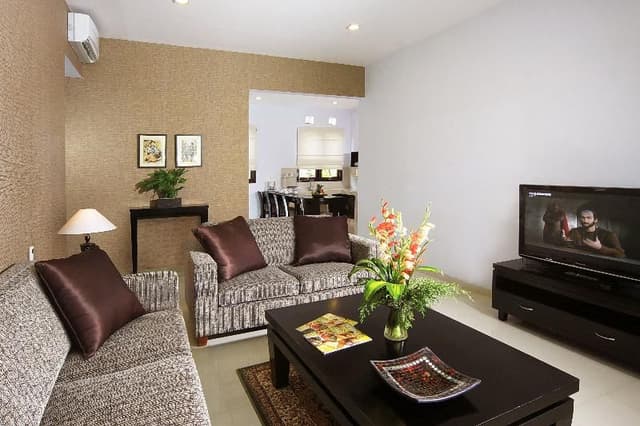 SUITE TWO BEDROOMS