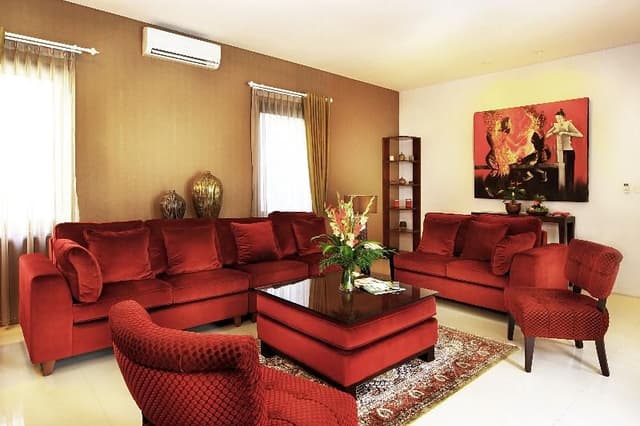 SUITE EXECUTIVE