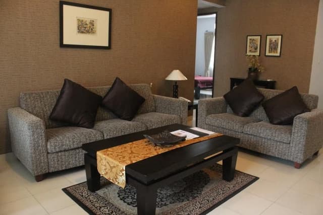 FAMILY ROOM STANDARD