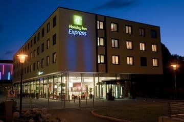 HOLIDAY INN EXPRESS