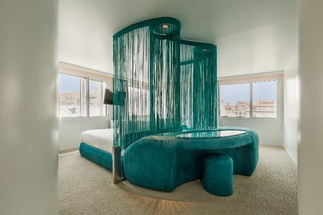JUNIOR SUITE STANDARD