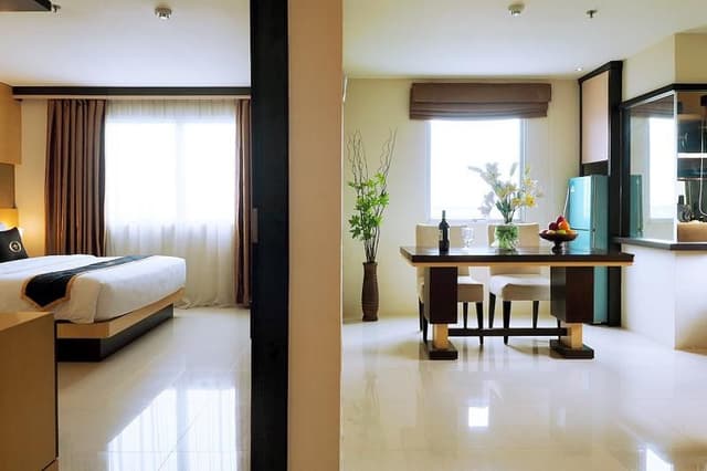 SUITE TWO BEDROOMS
