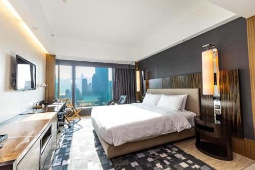 Club 36 King or Twin Room with Harbour View