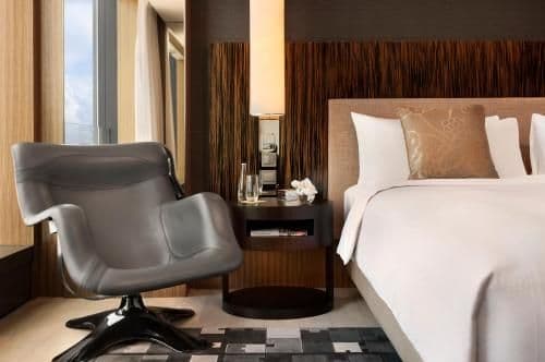 Club 36 King Room with City View