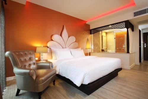 Deluxe Twin Room with Spa Bath