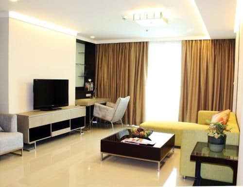Large Three-Bedroom Suite
