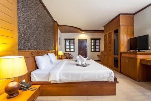 Deluxe Double or Twin Room