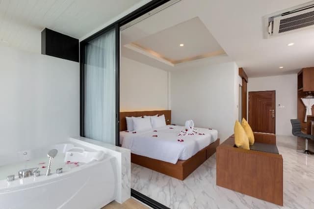 JUNIOR SUITE OCEAN VIEW