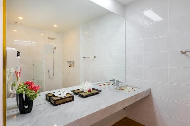 JUNIOR SUITE OCEAN VIEW