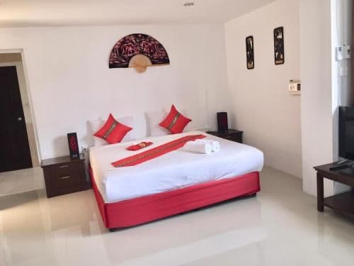 Two Connecting Double Rooms